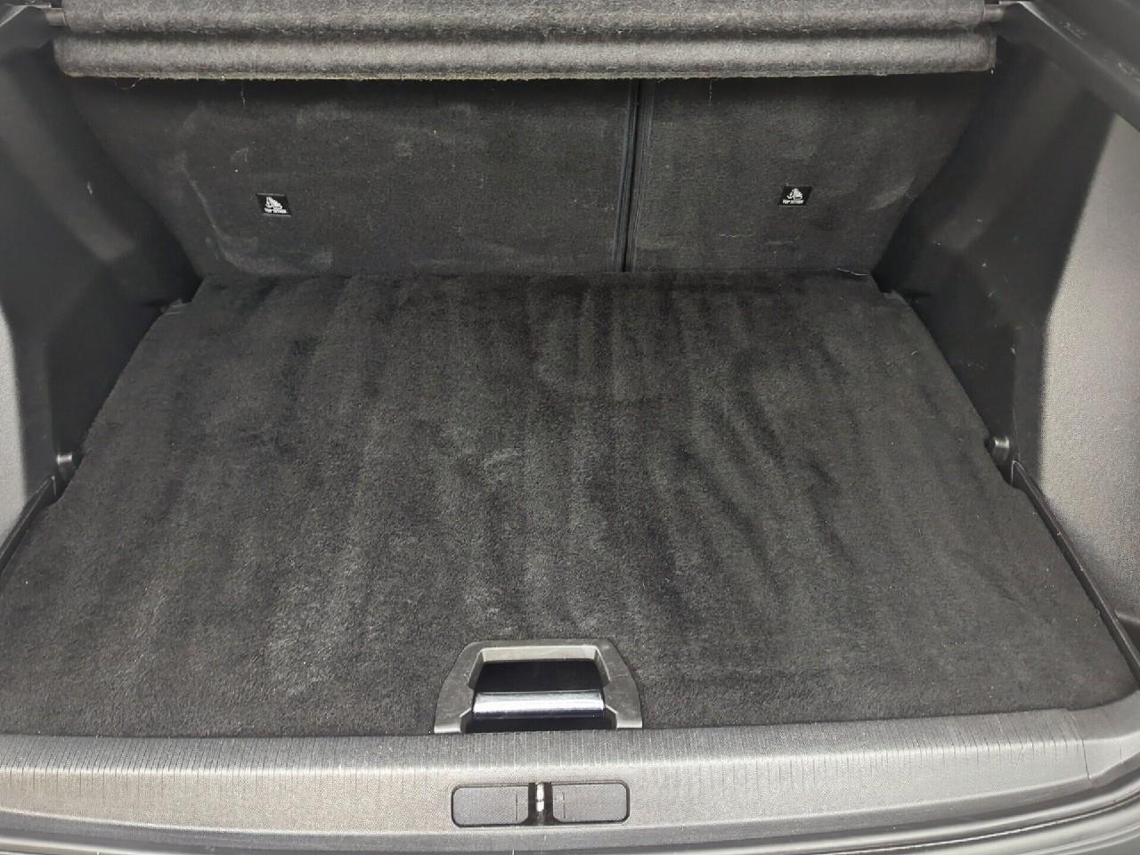 Peugeot 2008 bluehdi 100 s&s bvm6 allure — photo 6