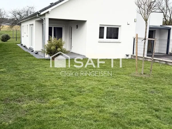 Maison récente plain-pied - Joli terrain - Herbitzheim