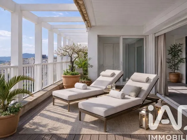 Appartement 5 pièces 204 m²