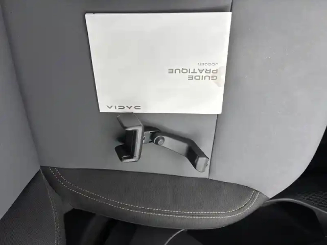 Dacia Jogger eco-g 100 7 places gsr2 — photo 119