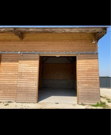 Dépôt 43 m2 dalle béton