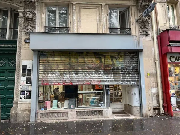 Boutique 42 m²
