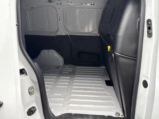 Peugeot Partner fourgon m 650 kg bluehdi 100 s&amp;s bvm6 — photo 12