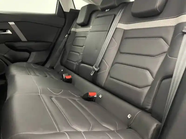 Citroën C4 puretech 130 s&amp;s eat8 — photo 12
