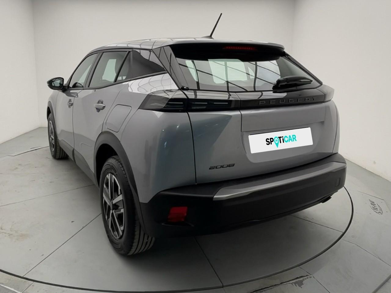 Peugeot 2008 100 s&s bvm6 style — photo 3