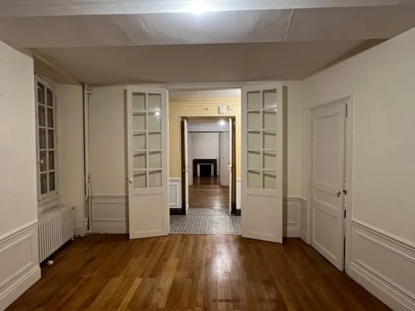 Maison 6 pièces 203 m²