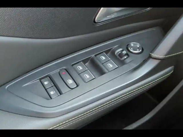 Peugeot 308 1.5 bluehdi 130ch s&amp;s gt eat8 — photo 15