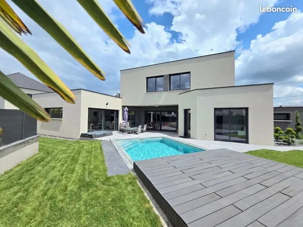 Maison 9 pièces 260 m²