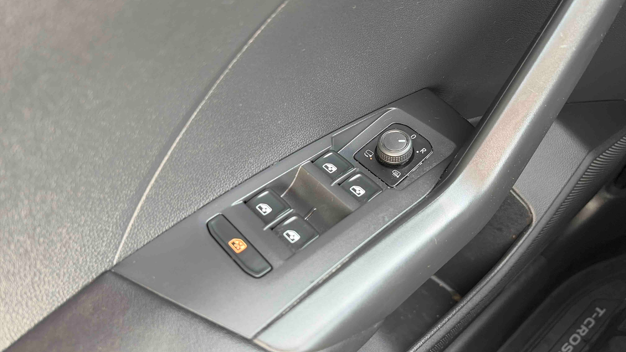 Volkswagen T-Cross 1.0 TSI 95 Start/Stop BVM5 — photo 27