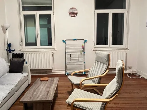 Loue 3 chambres- coloc de 3- 110m2- 9 min à pieds de la gare