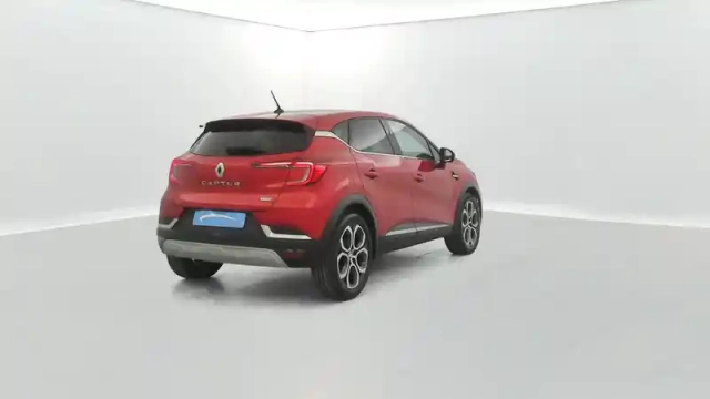Renault Captur e-tech 145 - 21 — photo 5