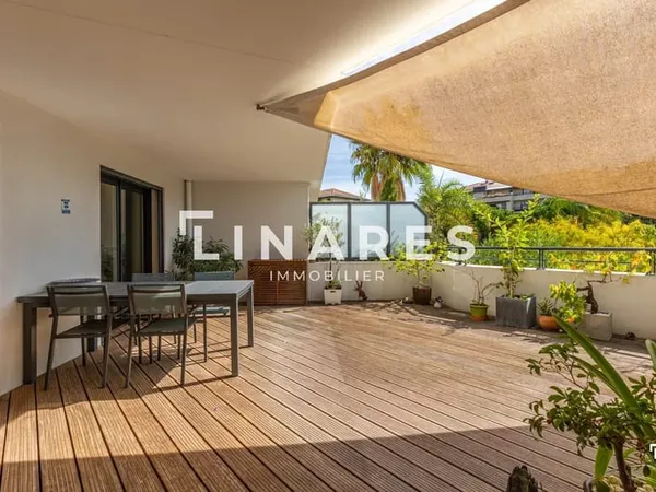 LE BORELY - Appartement T3 de 99m2 - Terrasses - Calme et vue dégagée - 13008