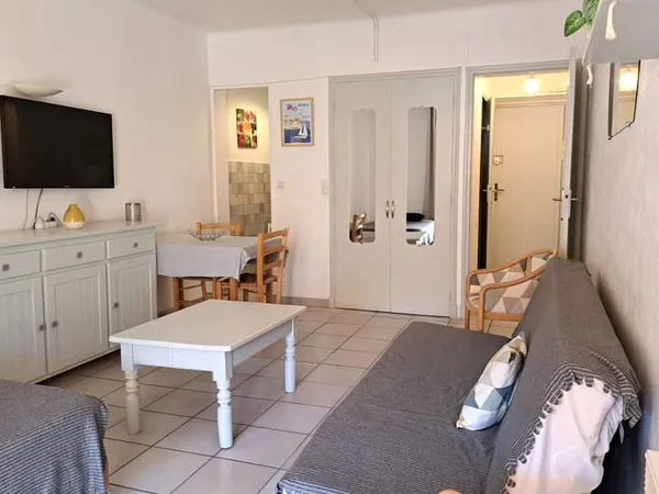 Studio 1 pièce 27 m²
