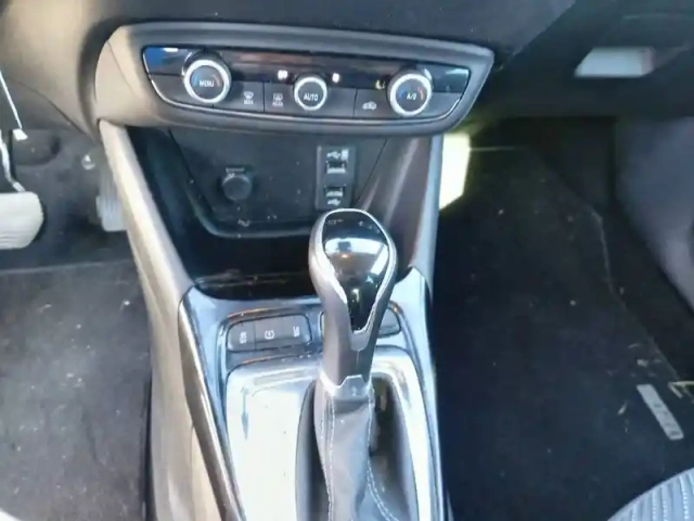 Opel Crossland X 1.2 turbo 110 ch bva6 — photo 14
