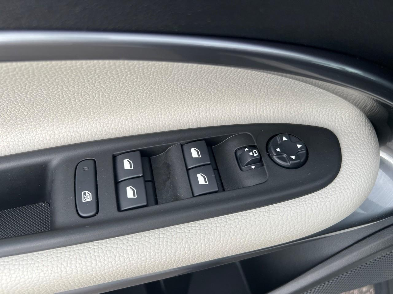 Fiat 600 1.2 hybrid 100ch dct6 la prima — photo 18