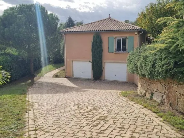 Maison 5 pièces 145 m²