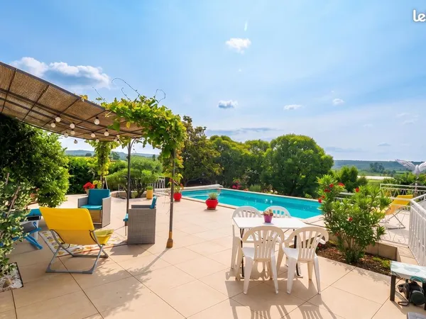 Vente | Maison | 6p | 3ch | 134 m² | Laurac-en-Vivarais | Terrasse · Jardin · Piscine