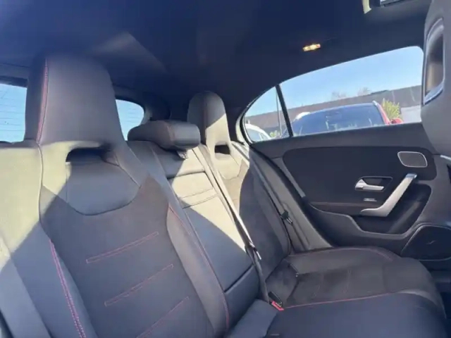 Mercedes Classe A 180 d amg line — photo 11