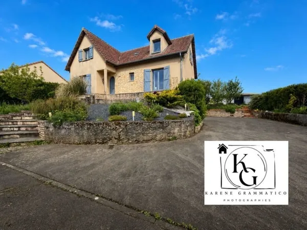 Maison individuelle avec sous-sol complet  130 m²  Terrain 9 ares  Secteur recherché