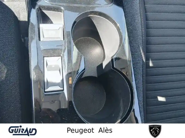 Peugeot 208 electrique 50 kwh 136ch — photo 19