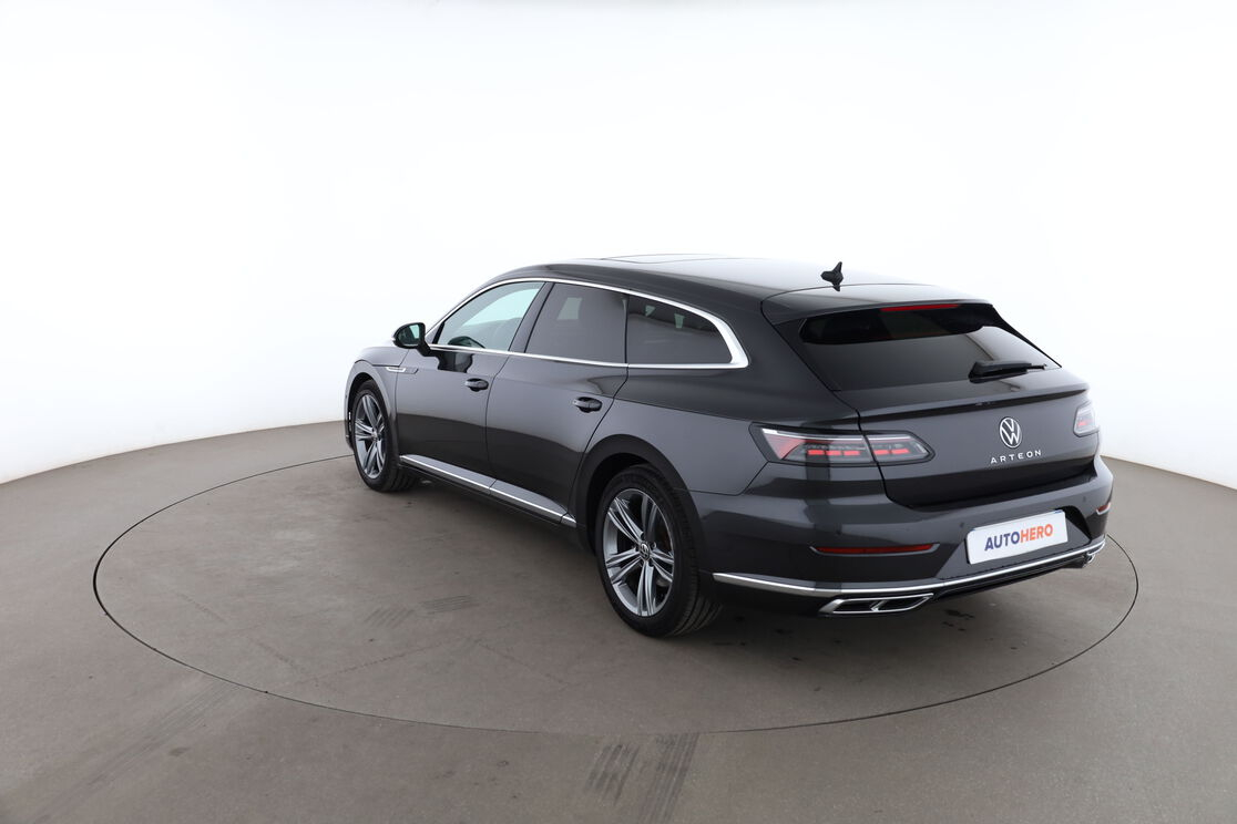 Volkswagen Arteon Shooting Brake 2.0 TDI EVO SCR R-Line DSG7 — photo 3