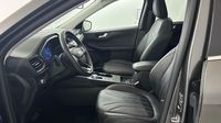 Ford Kuga 2.5 Duratec 190ch FHEV E85 Vignale BVA — photo 12
