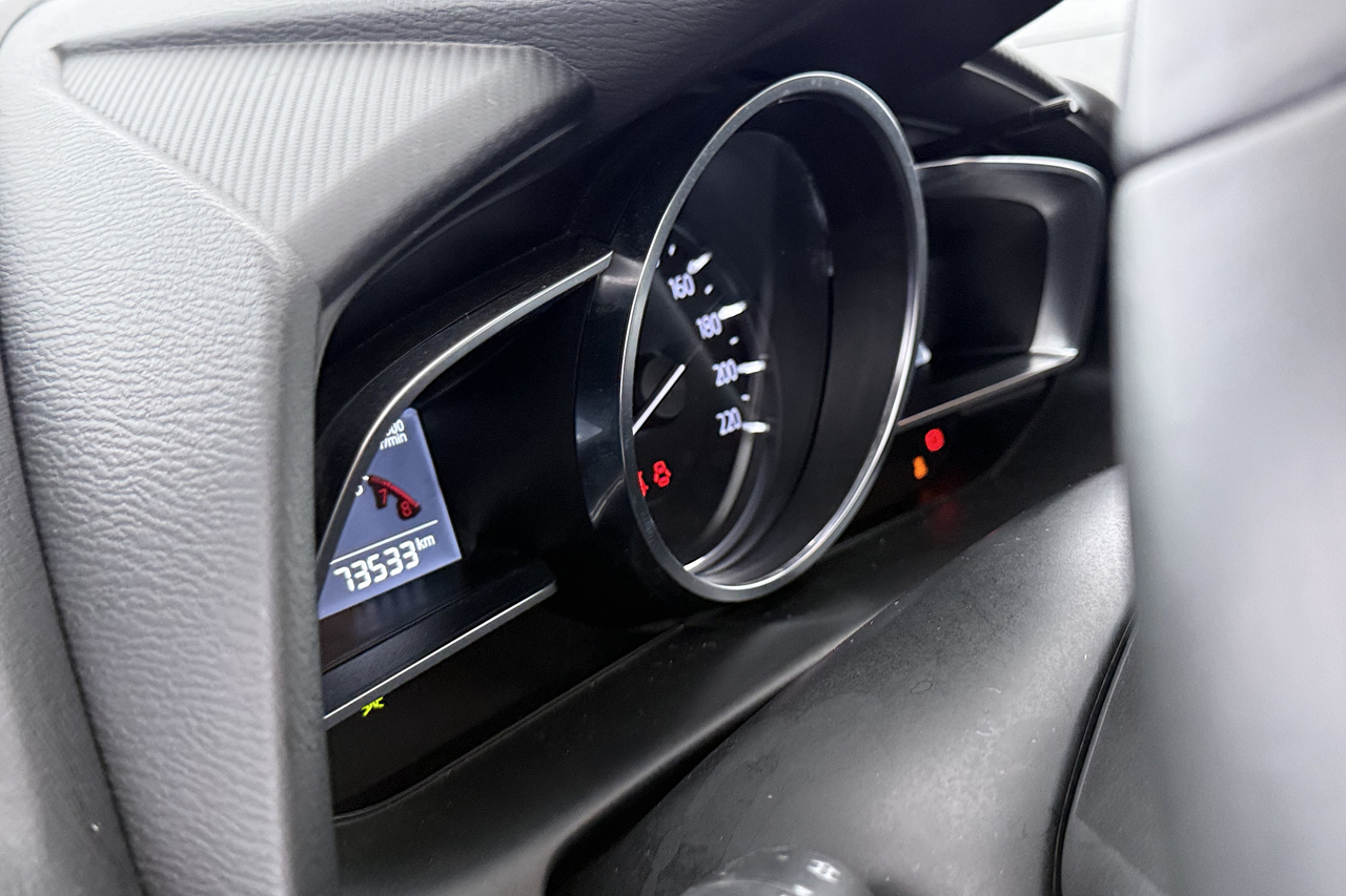 Mazda Mazda 2 — photo 15