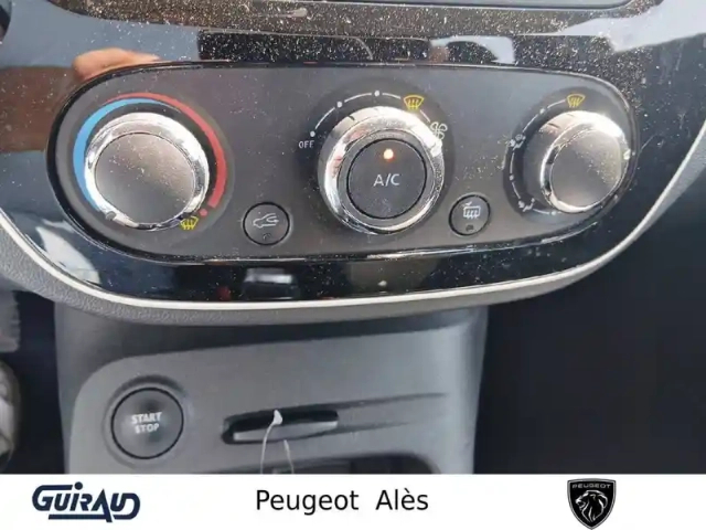 Renault Captur tce 90 e6c — photo 20
