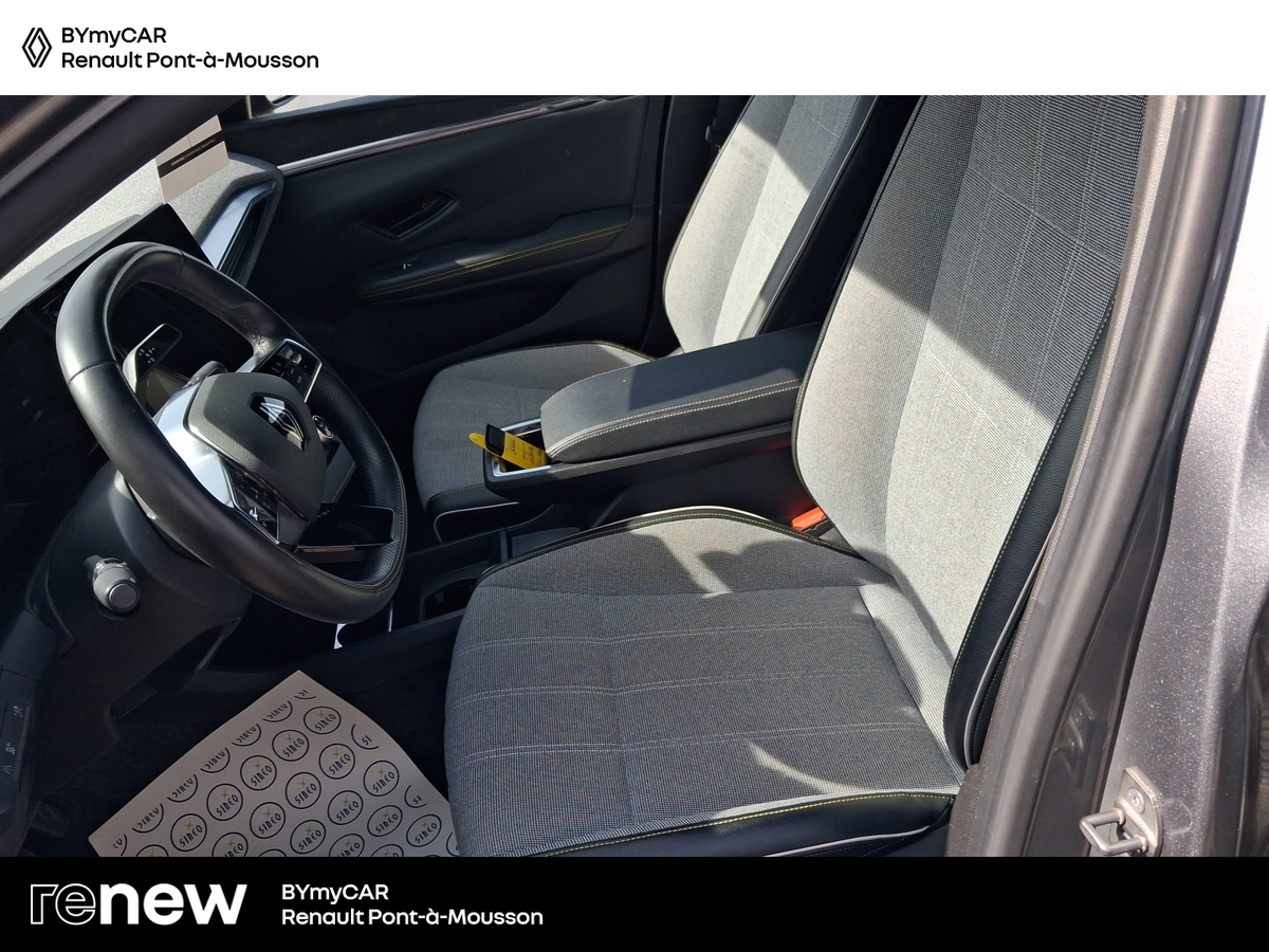 Renault Megane E-Tech EV60 220 ch optimum charge — photo 11