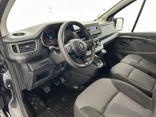 Renault Trafic l2 dci 150 energy s&amp;s — photo 27