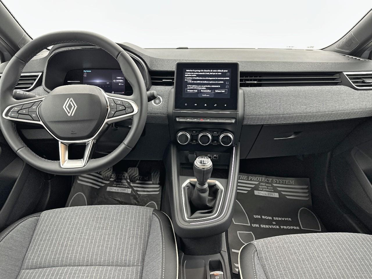 Renault Clio tce 90 ch gsr2 techno — photo 9