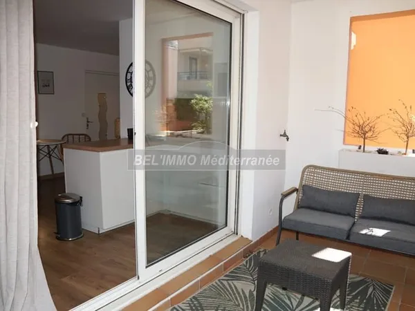 Beau studio de 28 m2 et avec terrasse