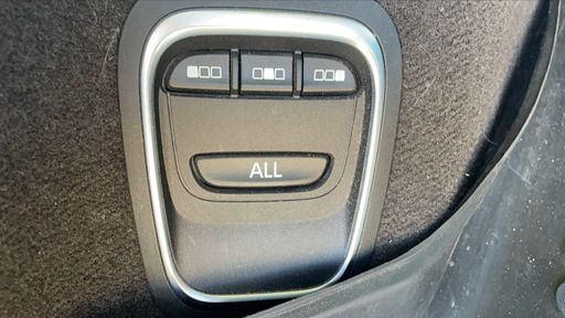 Renault Espace 1.6 dCi 160 EDC6 - Initiale Paris – 2016 – 112985 km – Diesel – Boîte Automatique — photo 73