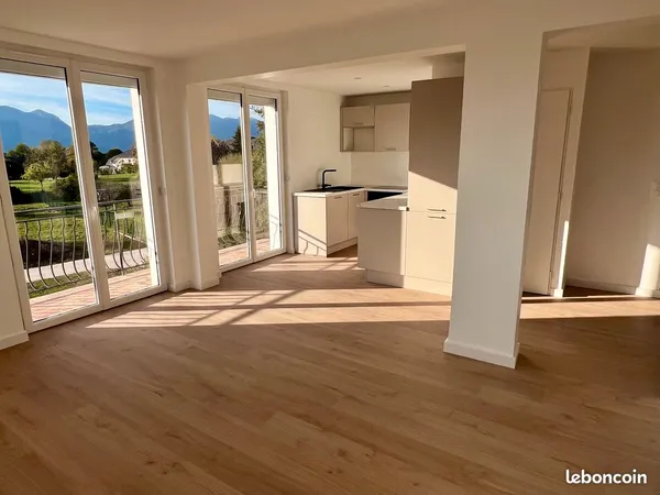 Appartement T4 de 85m2 neuf, balcon jardin privatif, garage et parking
