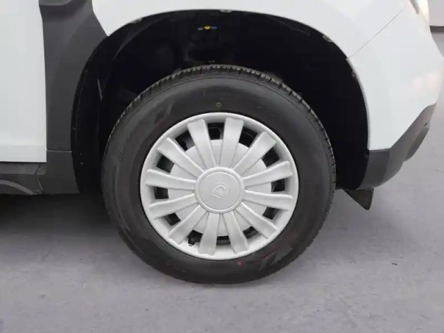 Dacia Duster eco-g 100 4x2 — photo 340