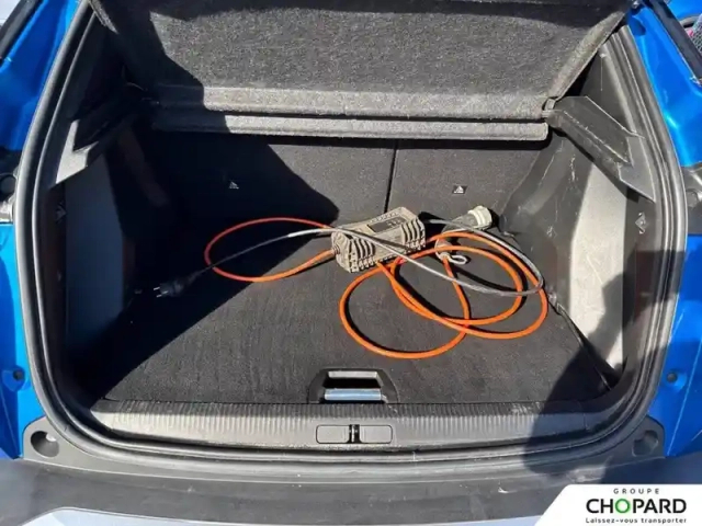 Peugeot 2008 electrique 136 ch — photo 8