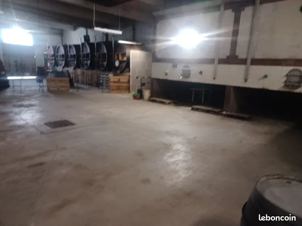 Entrepôt 144 m² FRONTIGNAN