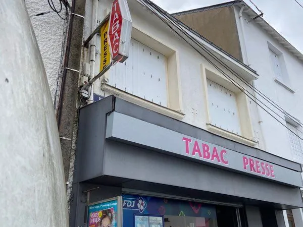 Vente murs commerciaux Tabac presse maison