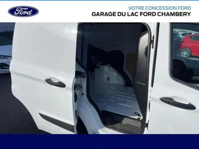 Ford Transit Courier 1.0 ecoboost 100ch trend — photo 5
