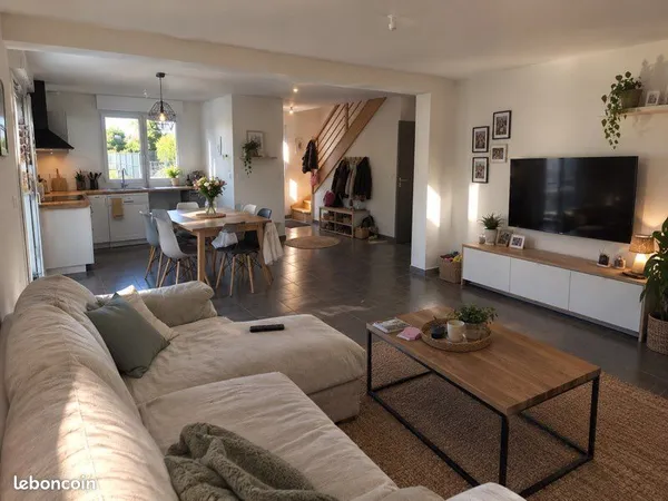 À louer maison de 2023