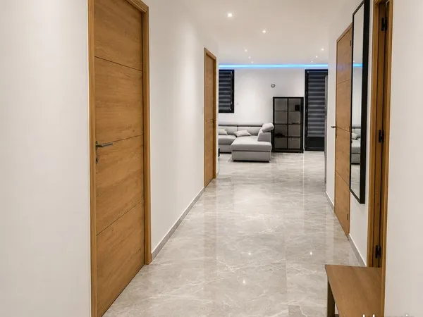 Appartement T3 68 m² entièrement rénové - 2 balcons - parking sécurisé - Romans-sur-Isère
