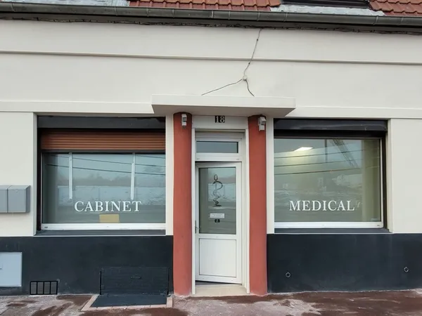 Loue local commercial 85m²