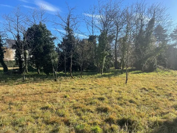 Terrain 378 m²