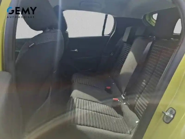 Peugeot 208 puretech 100 s&amp;s bvm6 — photo 10