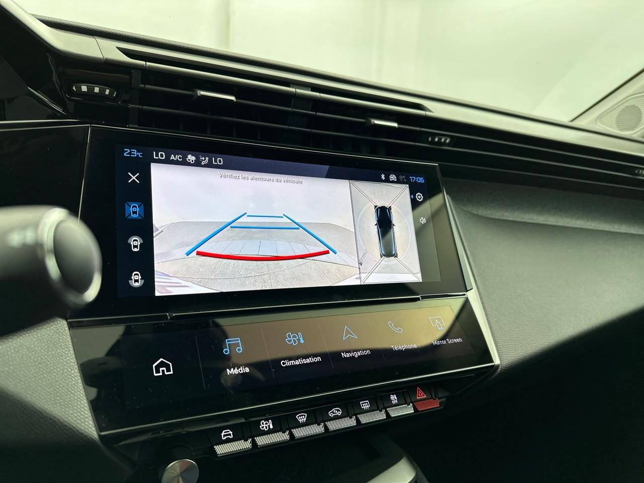 Peugeot 308 hybrid 145 e-dcs6 allure — photo 26