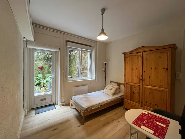 Studio 1 pièce 13 m²