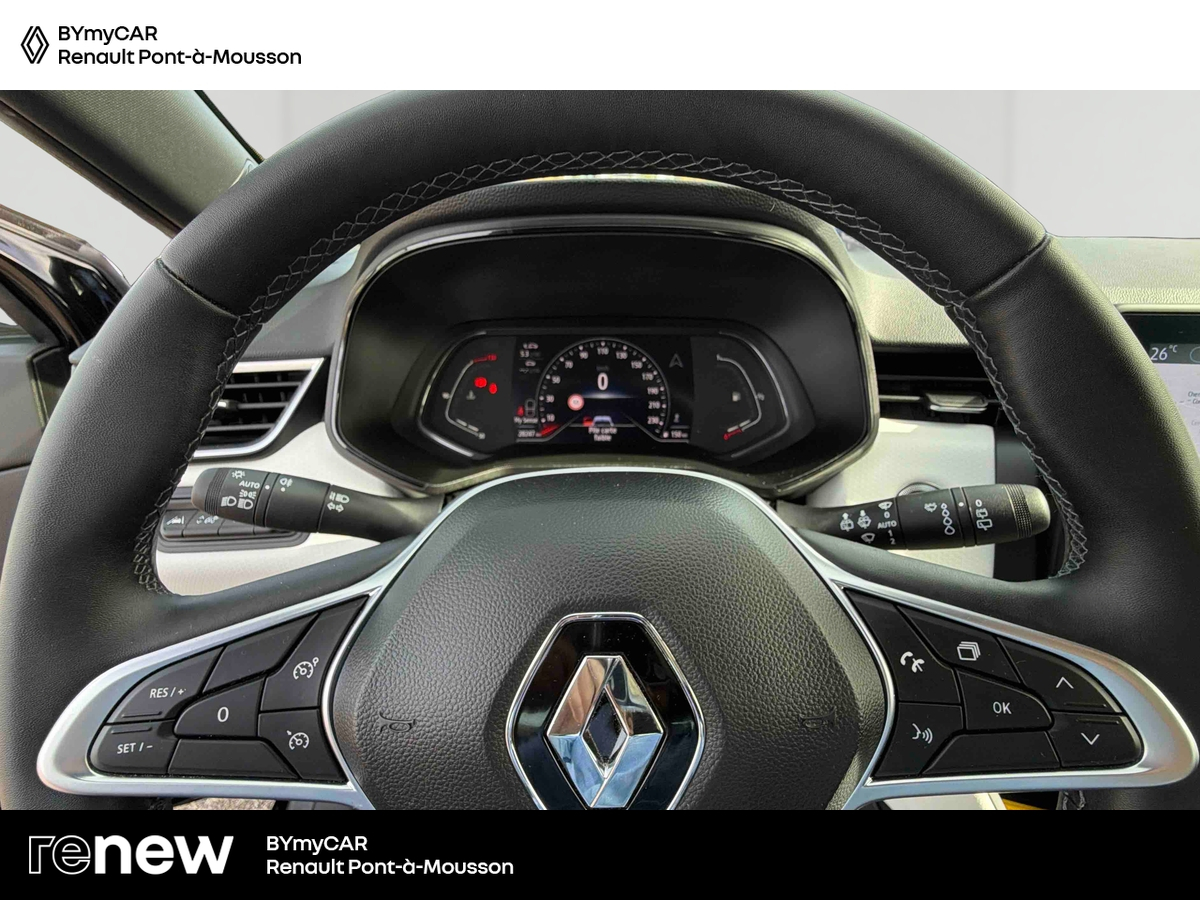Renault Clio TCe 90 - 21N — photo 17