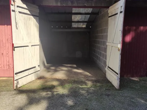 Garage à louer - Quartier Saint-Félix - Nantes - 100 /mois