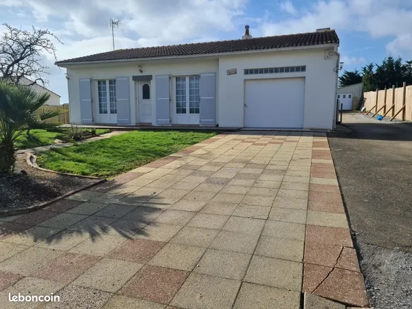 Location à l'année 750 Euros