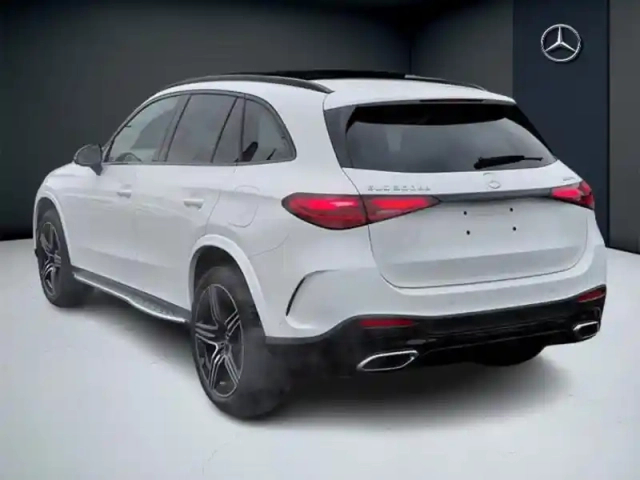 Mercedes Glc 300 de 4matic amg line — photo 23